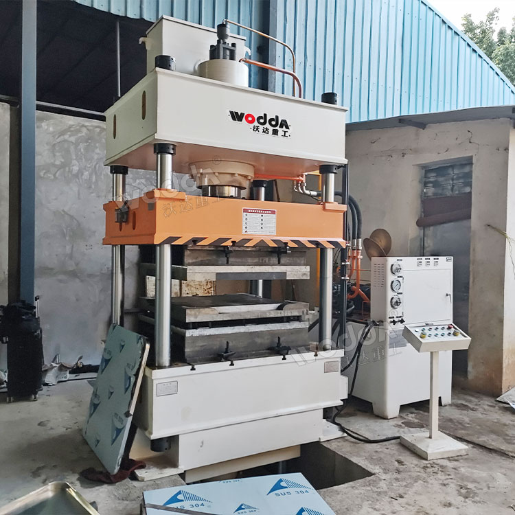 250噸不銹鋼桌面拉伸成型液壓機